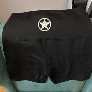 Savage Barbell Black shorts